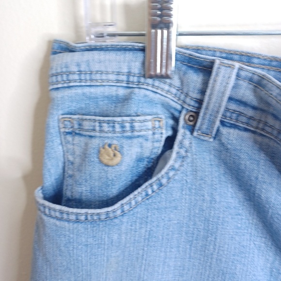 Gloria Vanderbilt "Amanda" Jean, Size 12 Petite. - Picture 3 of 13